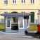 Tramway-Wartehäuschen